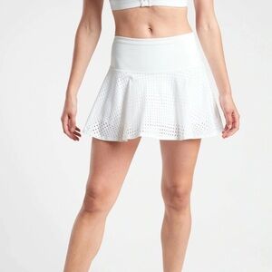Athleta Women’s A Game Skort 14" White Skirt Size Large